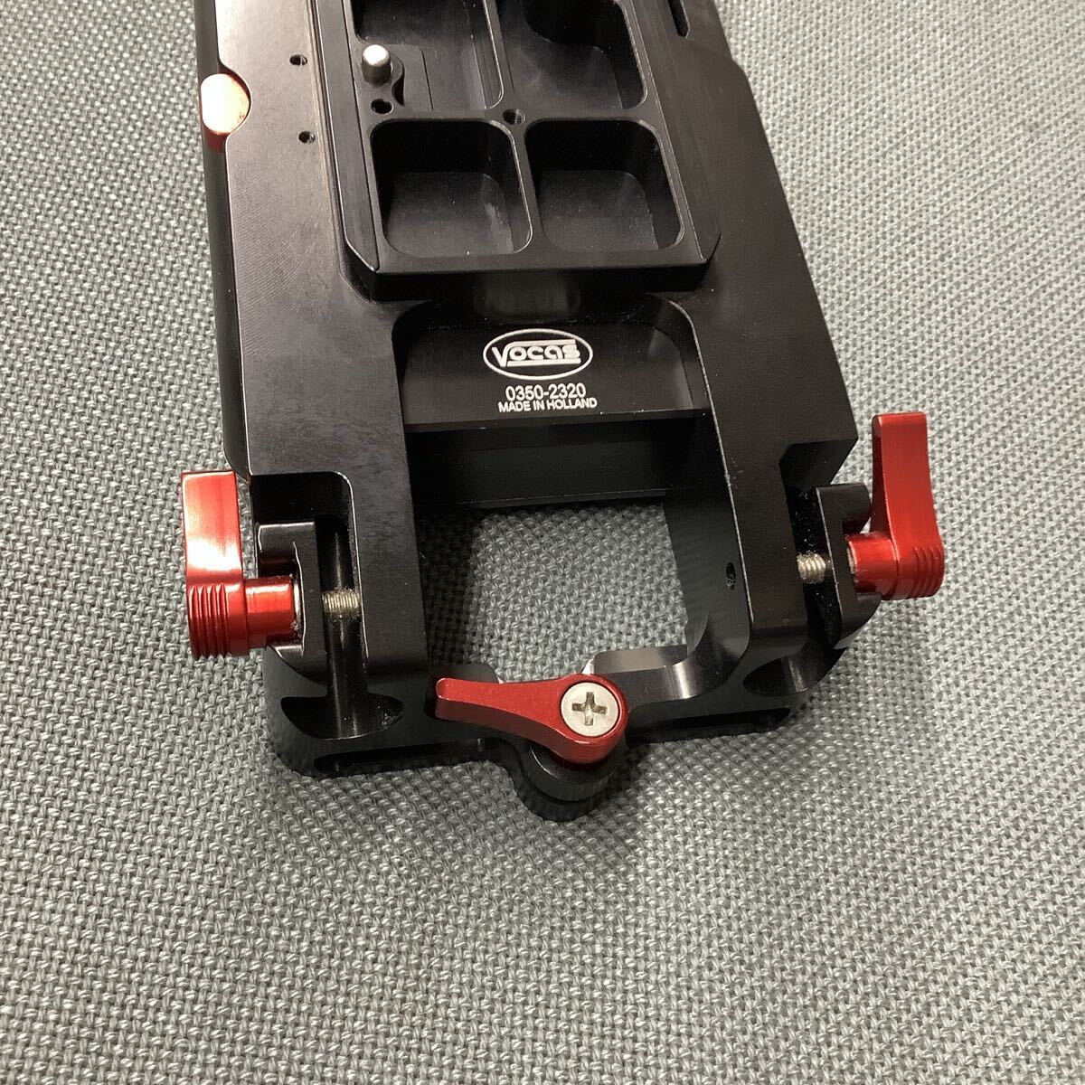 Vocas 0350-2200 Universal Shoulder Rig [w1242252842]