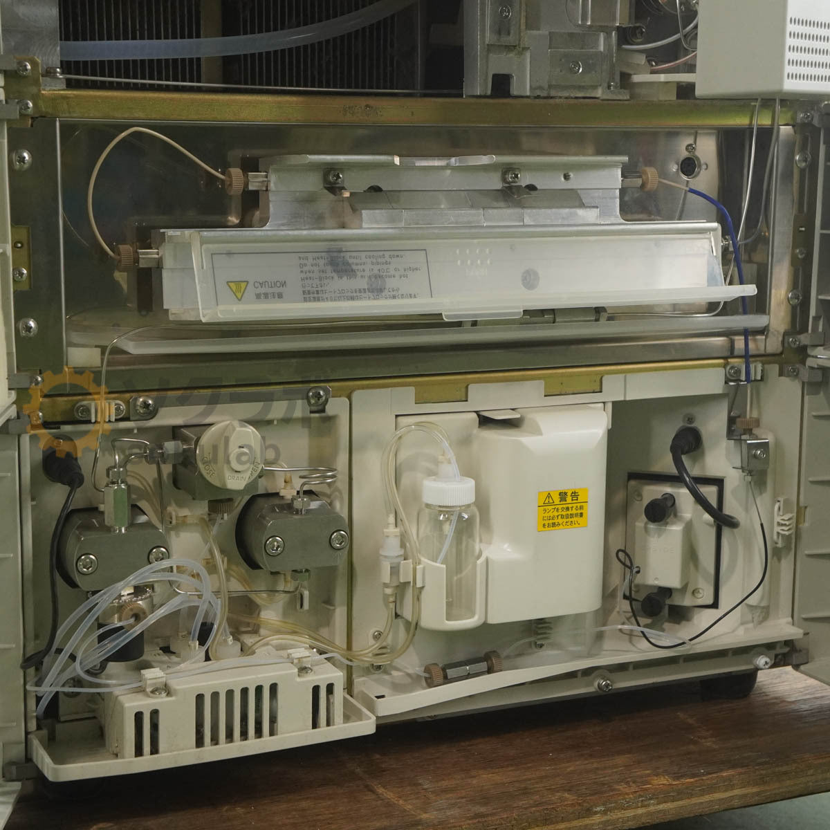 Shimadzu LC-2010CHT HPLC Liquid Chromatograph [o1242314407]