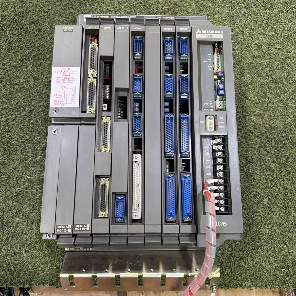 Mitsubishi Electric FCA325MK-1 Numerical Control System with Battery MC061 MC712 MC116 MC724-1 MC616 MC323 MC301 PD21B [o1242337358]