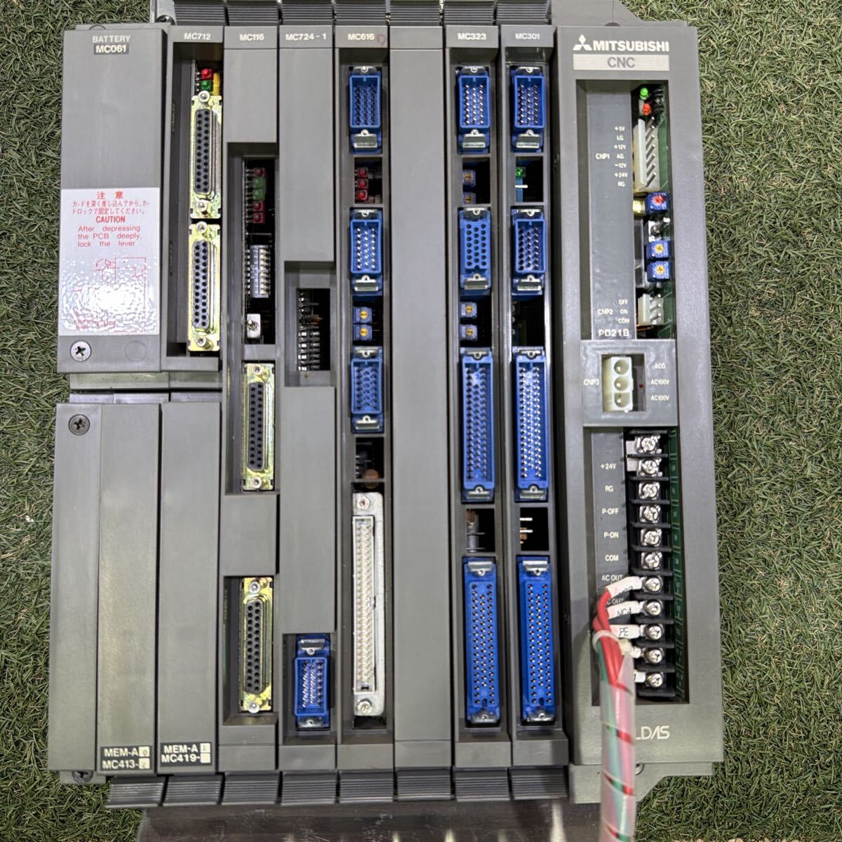 Mitsubishi Electric FCA325MK-1 Numerical Control System with Battery MC061 MC712 MC116 MC724-1 MC616 MC323 MC301 PD21B [o1242337358]