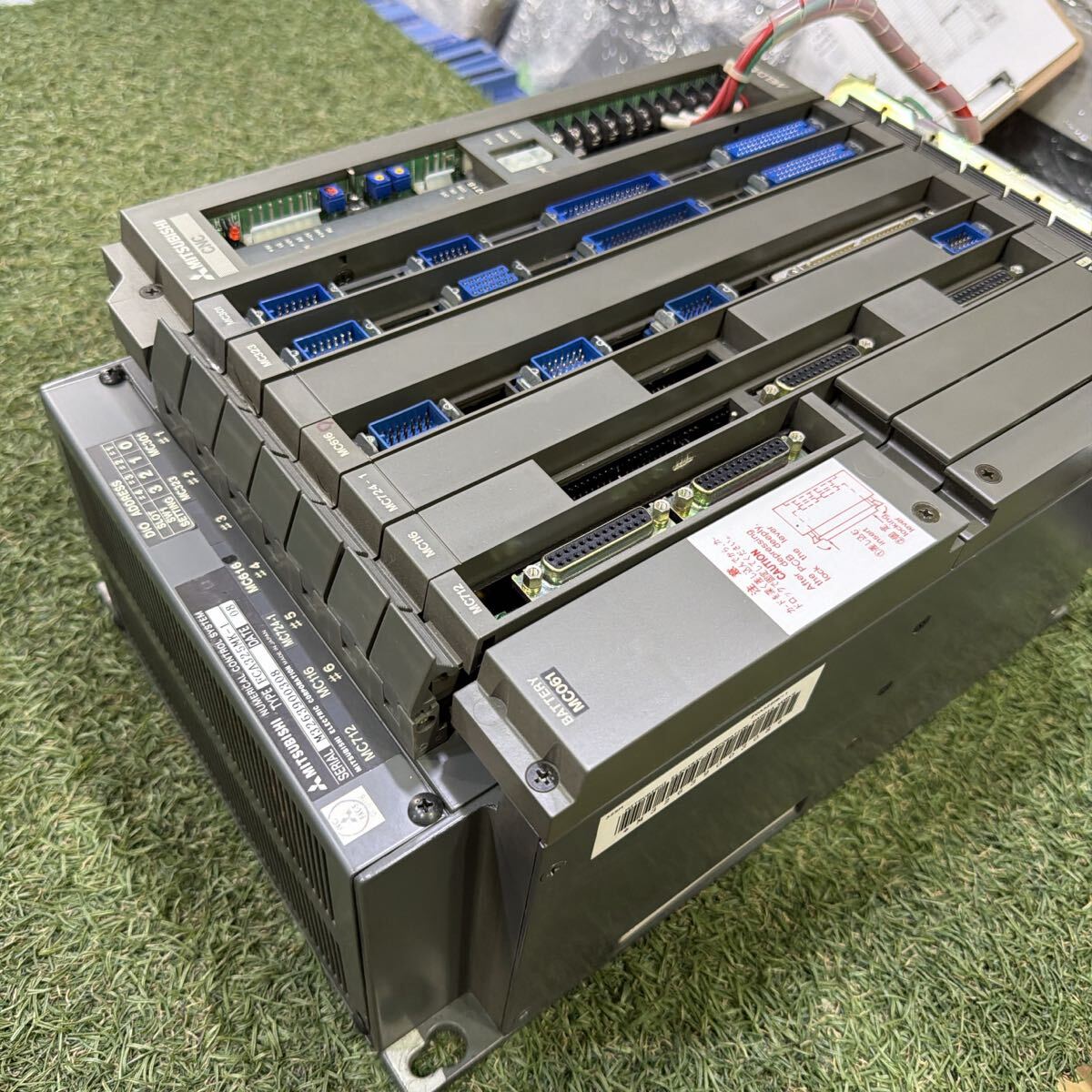 Mitsubishi Electric FCA325MK-1 Numerical Control System with Battery MC061 MC712 MC116 MC724-1 MC616 MC323 MC301 PD21B [o1242337358]