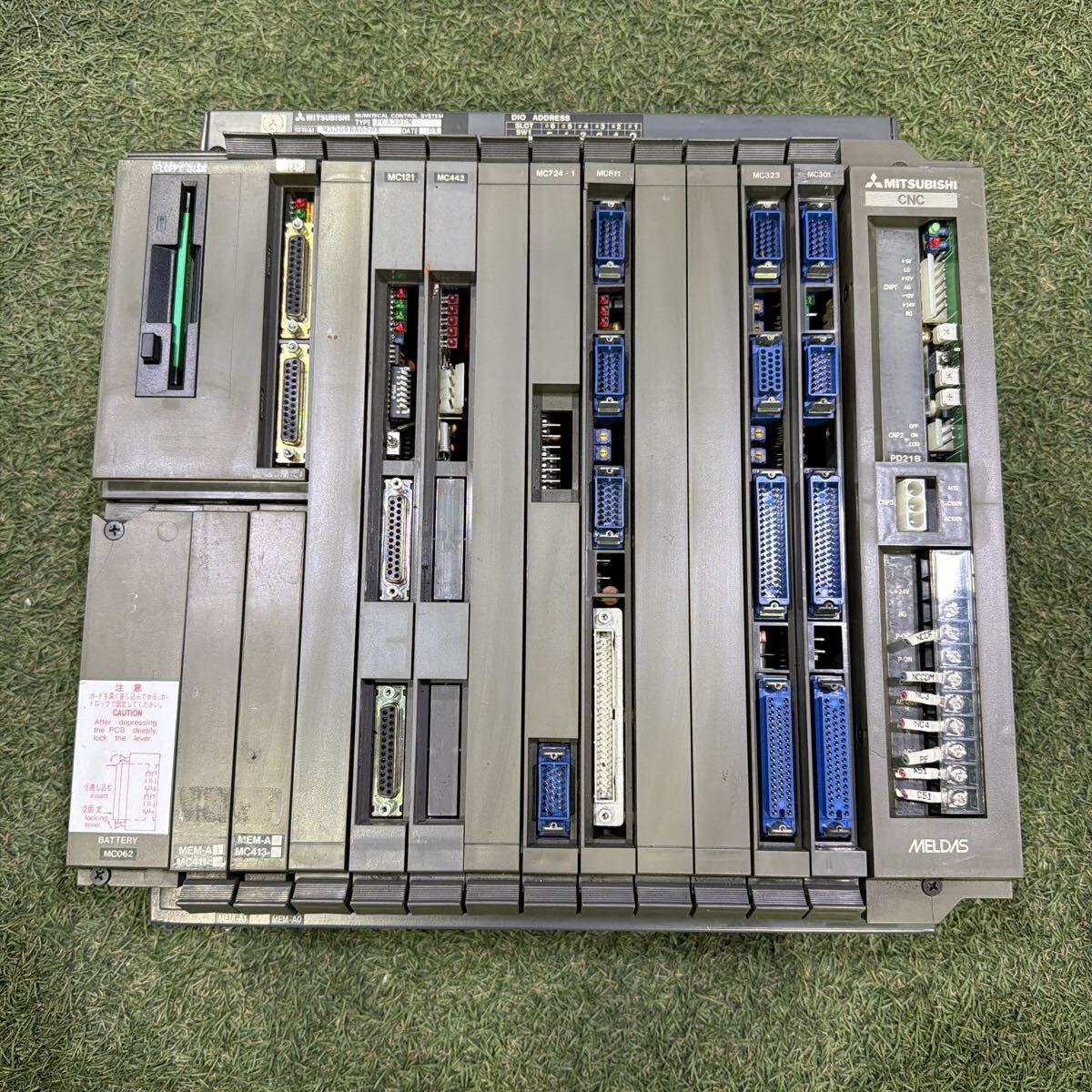 Mitsubishi Electric FCA335M Numerical Control System with Battery MC062 MC712 MC121 MC442 MC724-1 MC611 MC323 MC301 [r1242348211]