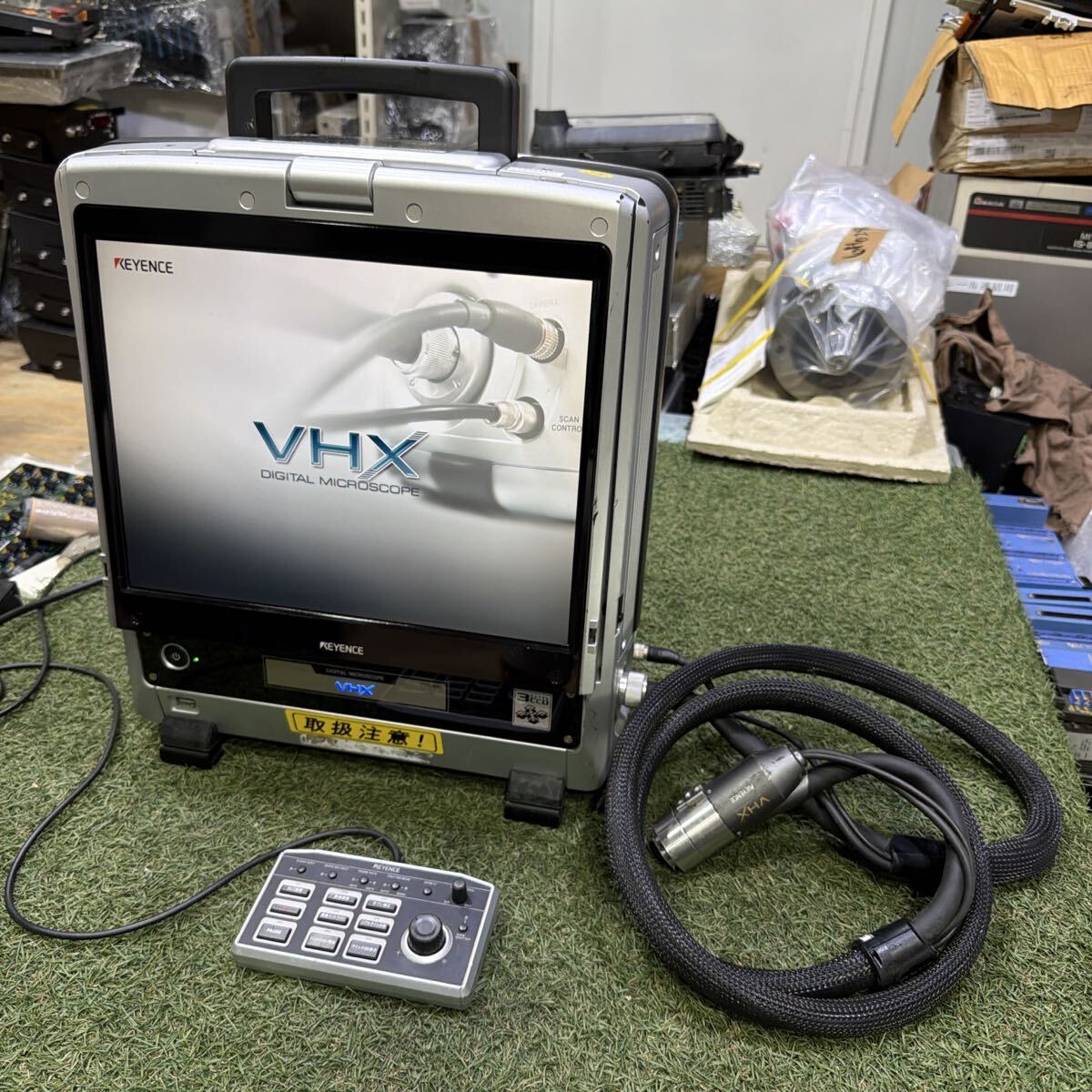 Keyence VHX-600 Digital Microscope [1242713959]