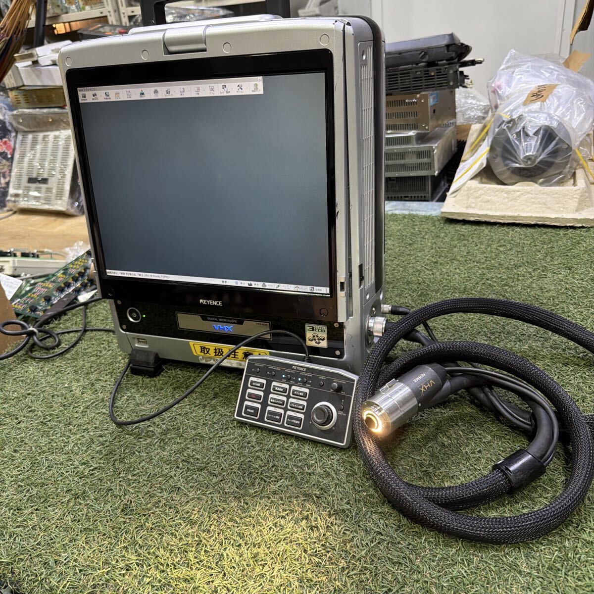 Keyence VHX-600 Digital Microscope [1242713959]