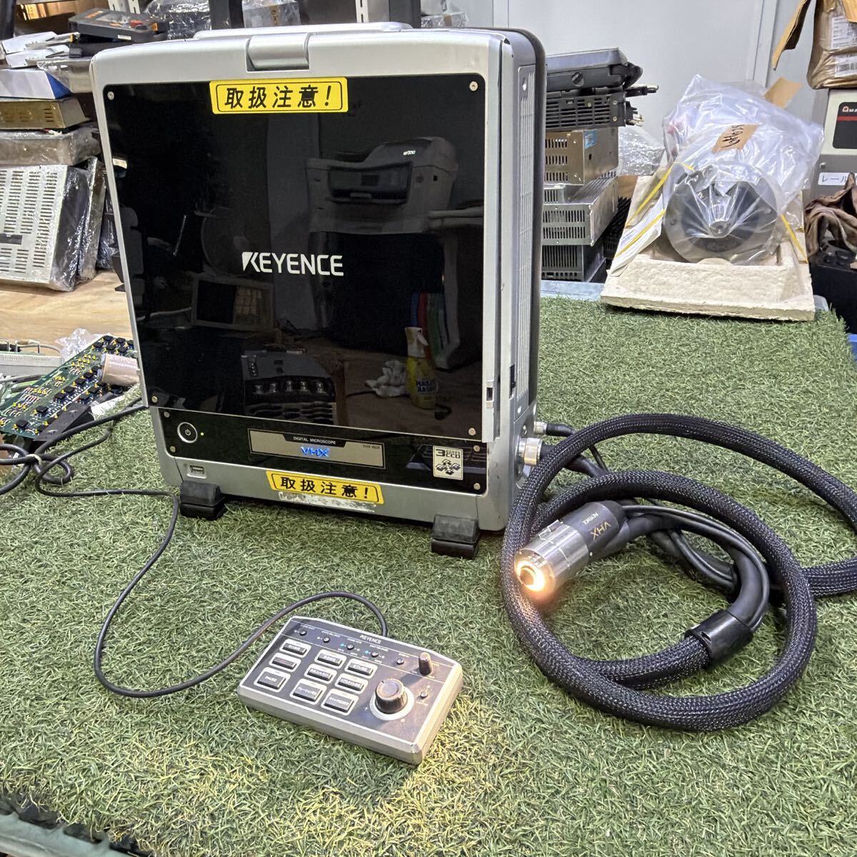 Keyence VHX-600 Digital Microscope [1242713959]