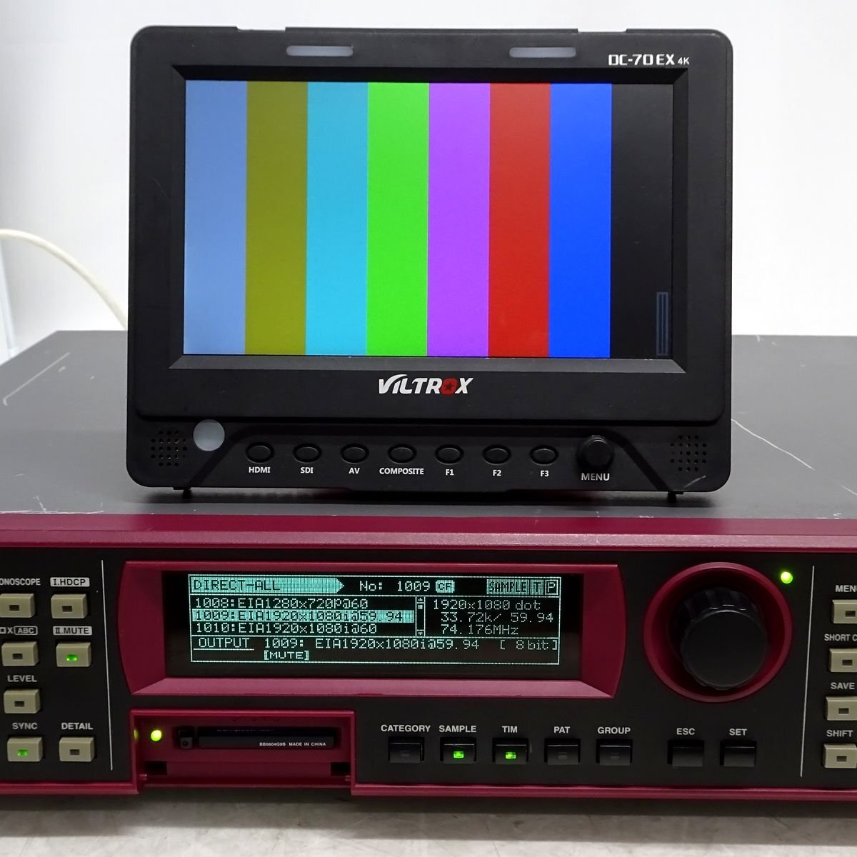 ASTRO VG-870 Digital Video Signal Generator with 3 Output Boards HDMI VGA [u1242748413]