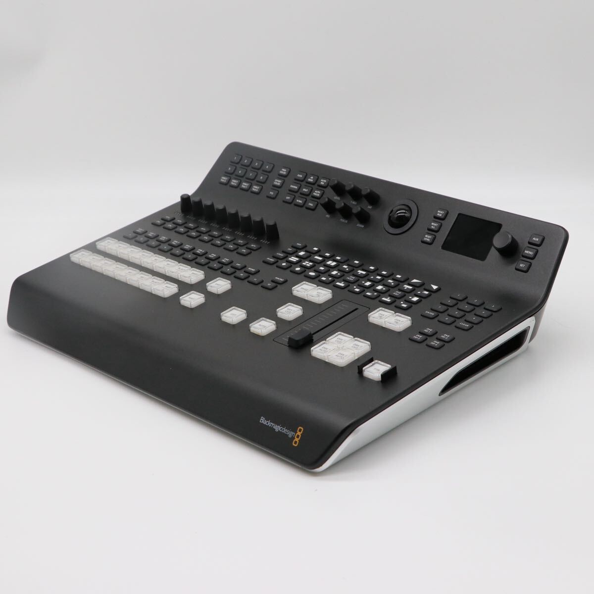 Blackmagic Design ATEM Television Studio Pro 4K Live Switcher 8 Inputs 12G-SDI [k1243319159]