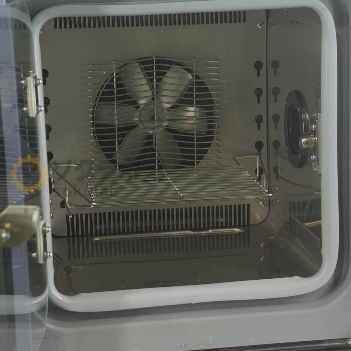 ESPEC SU-241 Temperature Chamber with Cart [s1244326017]