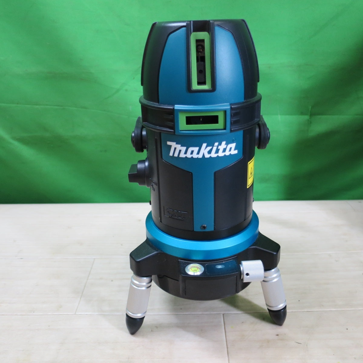 Makita SK507GD Laser Level with LDG-6 Receiver and Charger 2 pcs [x1244383904]