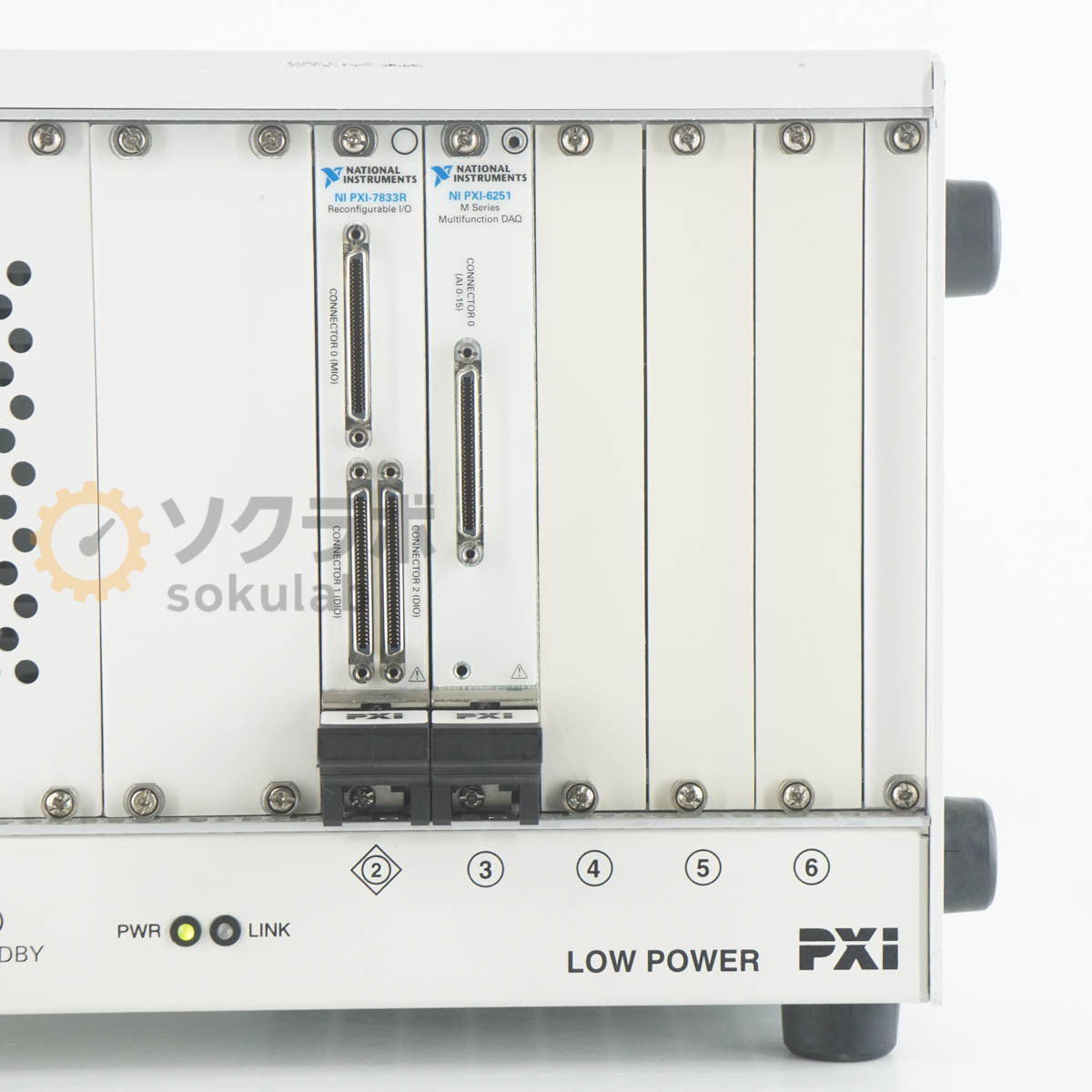 NATIONAL INSTRUMENTS NI PXI-1033 PXI System with PXI-7833R PXI-6251 [1244843209]