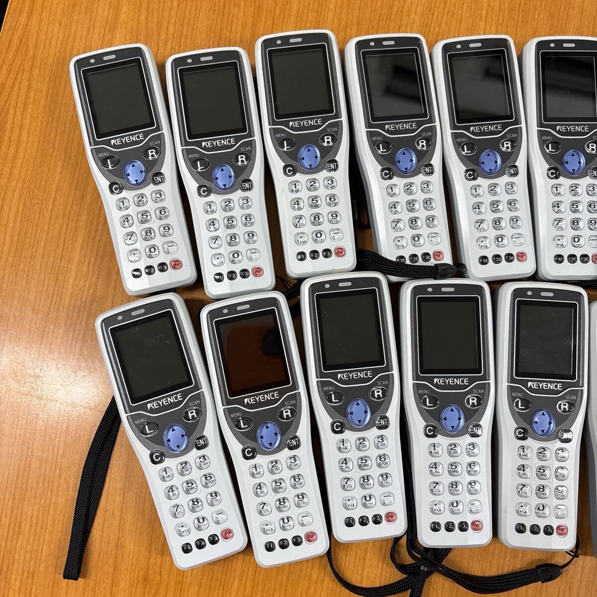 Keyence BT-600 Handheld Terminal 21 Units with 8 Chargers and 7 Adapters [g1244883445]