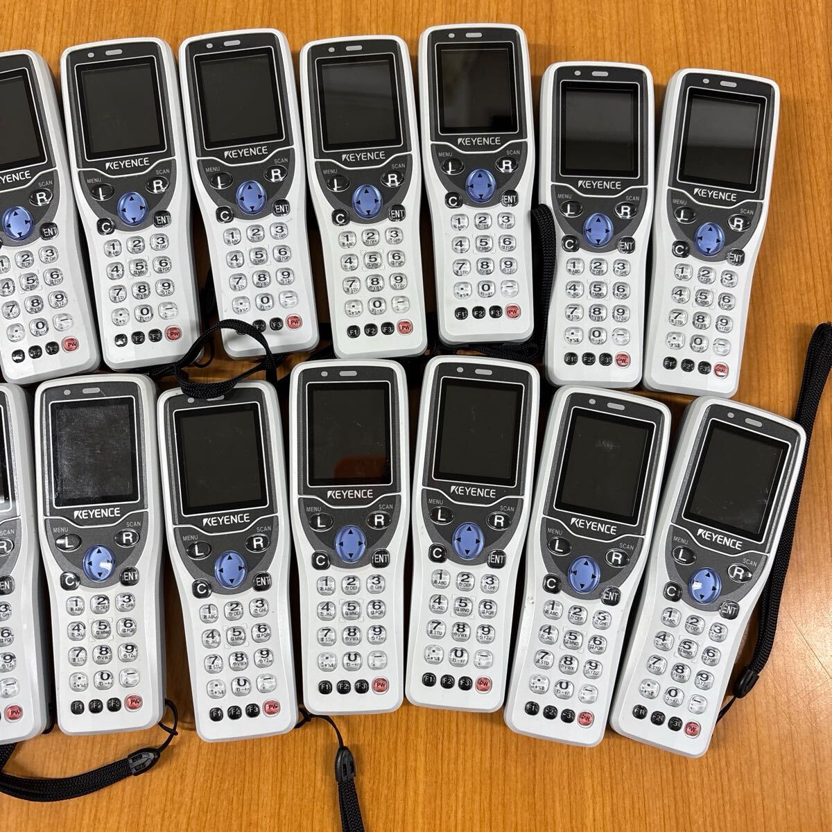 Keyence BT-600 Handheld Terminal 21 Units with 8 Chargers and 7 Adapters [g1244883445]
