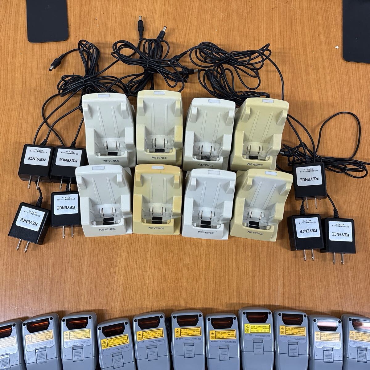 Keyence BT-600 Handheld Terminal 21 Units with 8 Chargers and 7 Adapters [g1244883445]