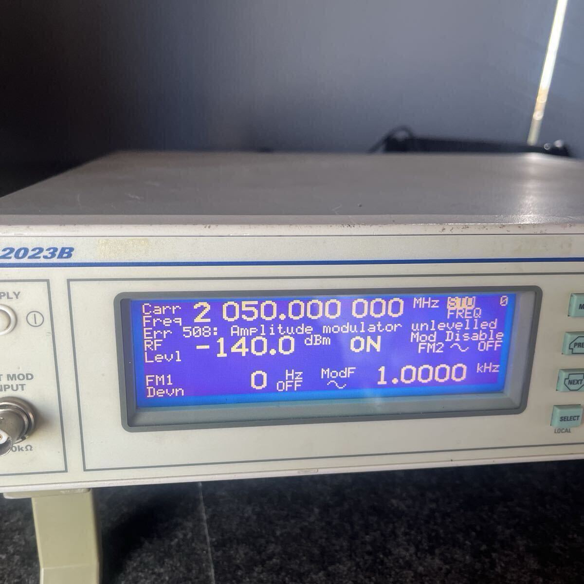 Marconi 2023B Signal Generator 9kHz-2.05GHz [g1244912094]