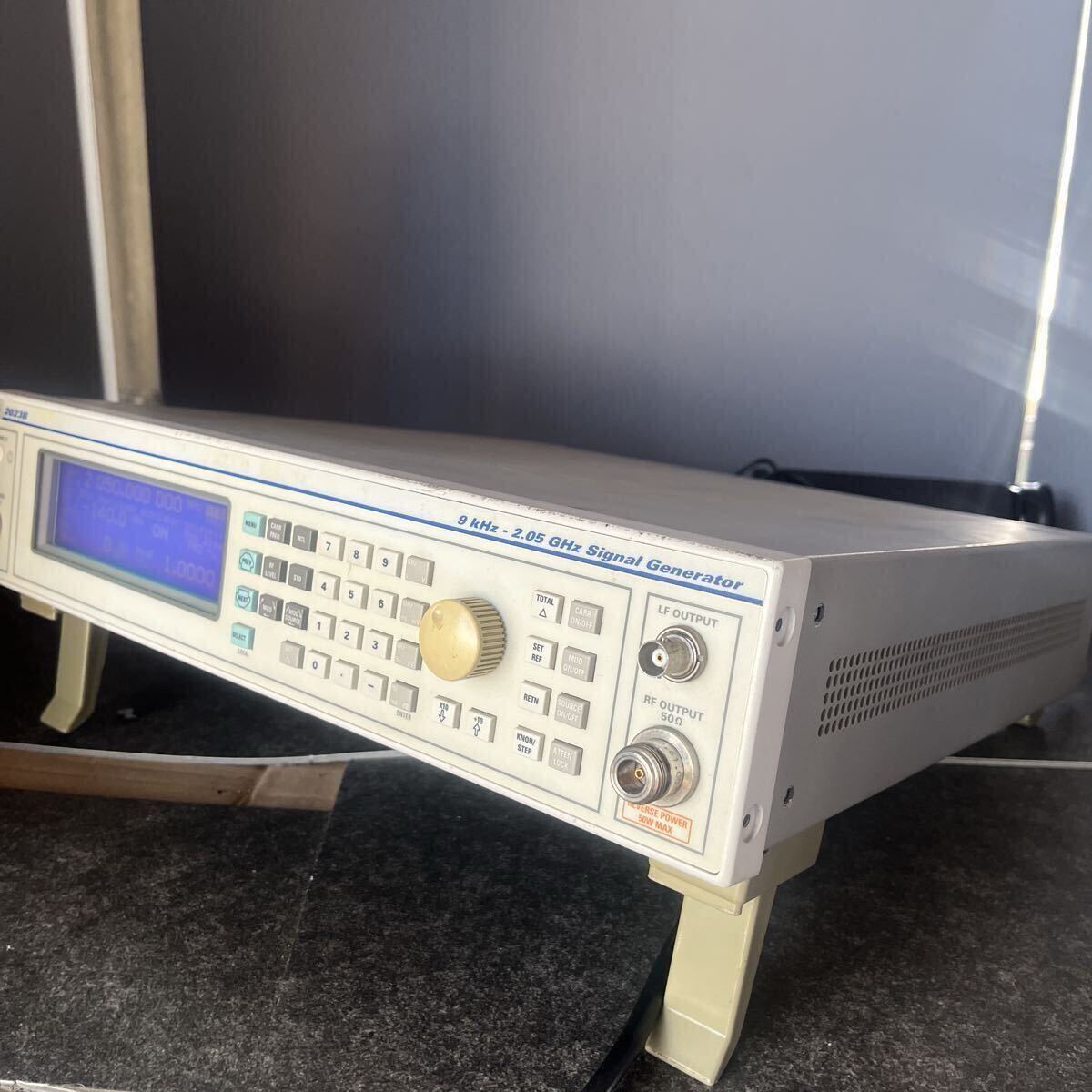 Marconi 2023B Signal Generator 9kHz-2.05GHz [g1244912094]