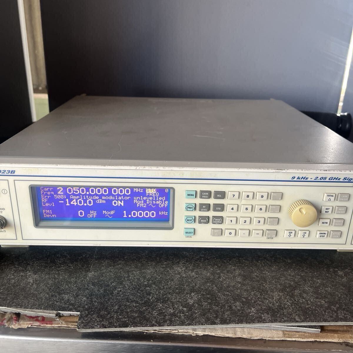 Marconi 2023B Signal Generator 9kHz-2.05GHz [g1244912094]