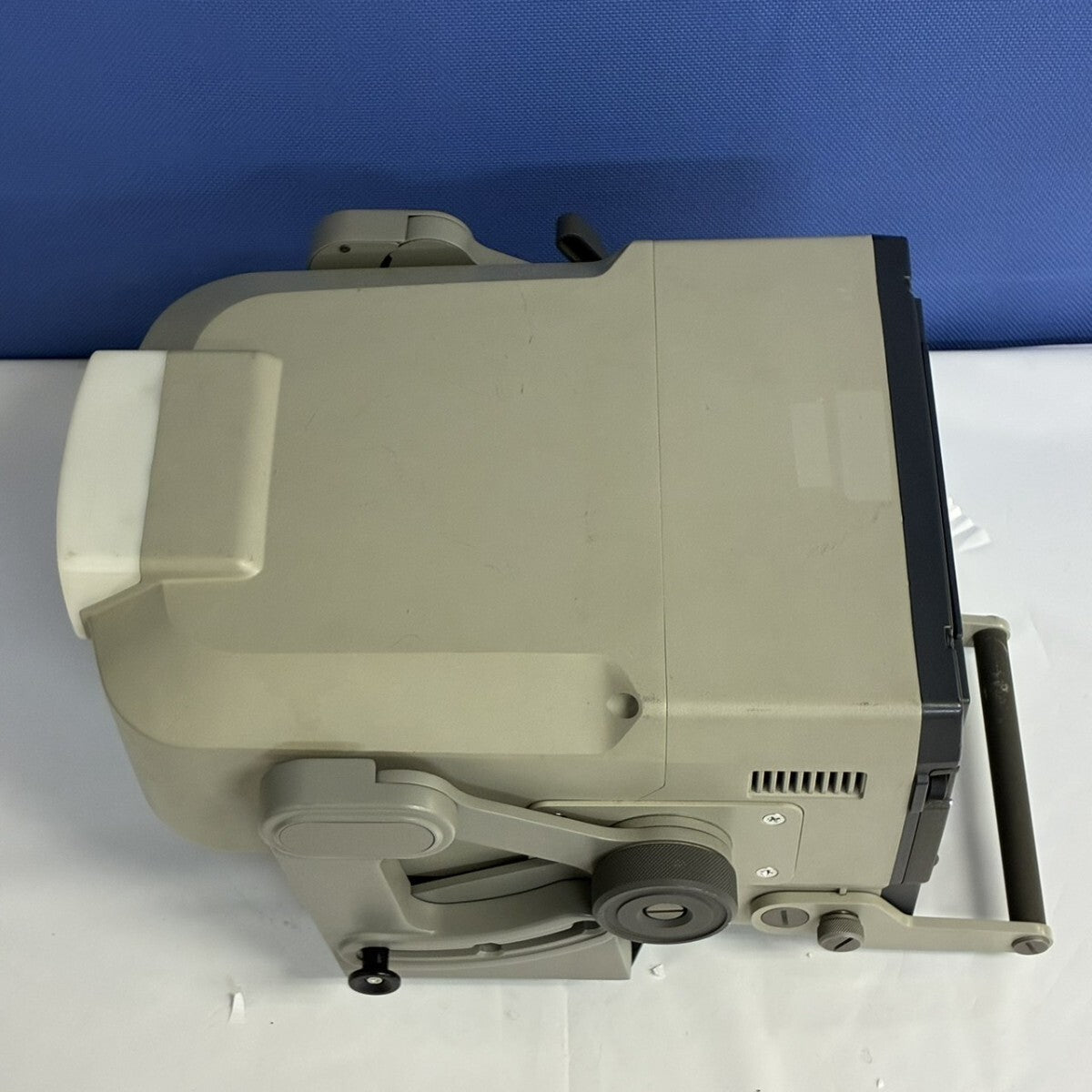 SONY HDVF-9900 Electronic Viewfinder 9-inch CRT with Hard Case (as-is) [j1244957866]