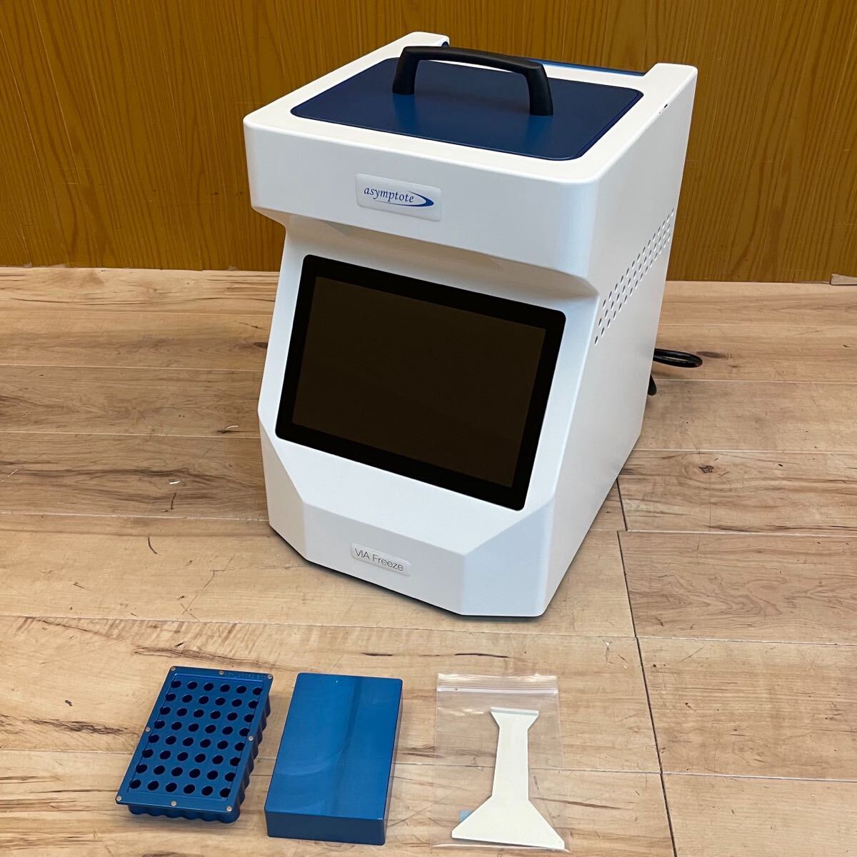 Asymptote VIA Freeze Research Freezer 100V 50/60Hz [r1245038106]