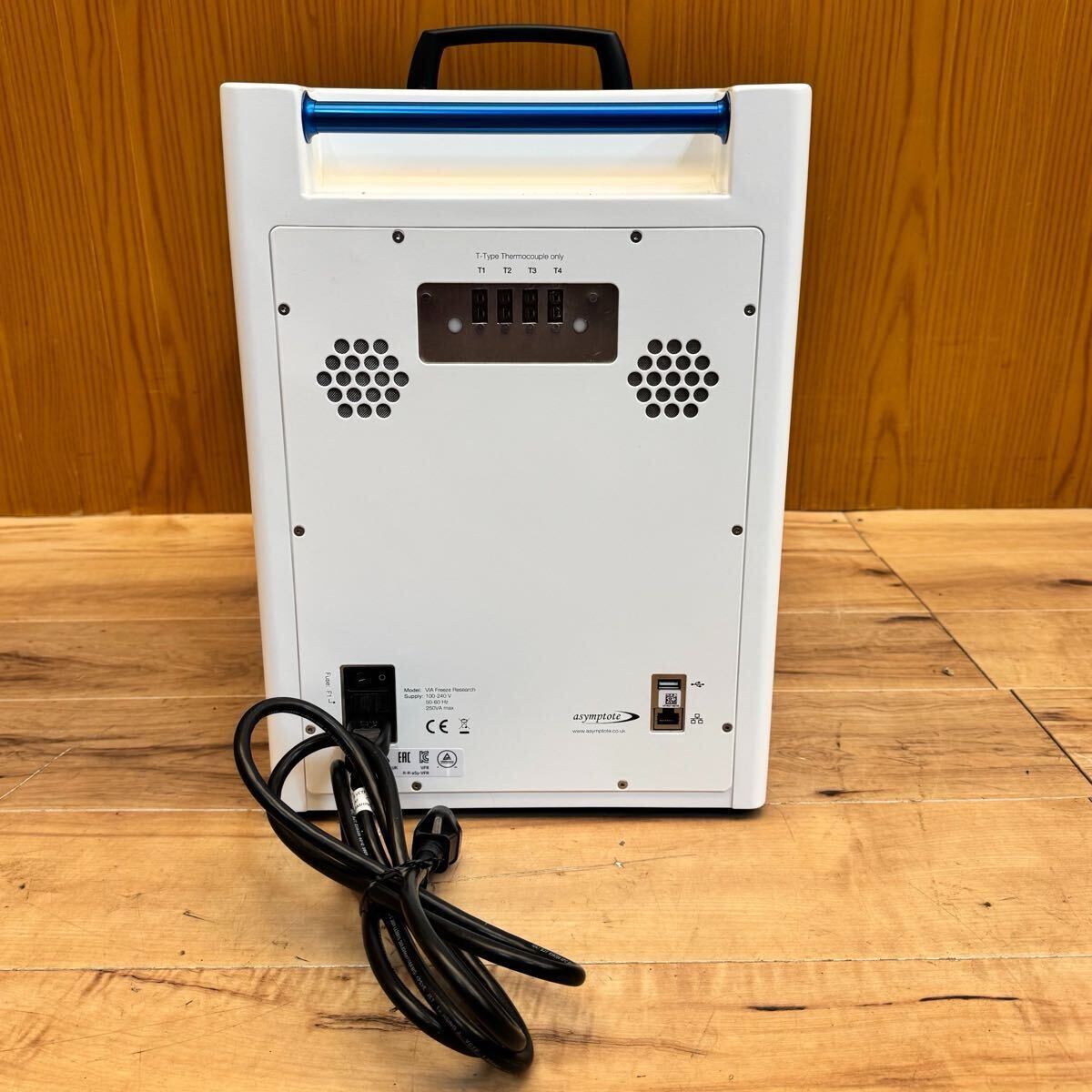 Asymptote VIA Freeze Research Freezer 100V 50/60Hz [r1245038106]