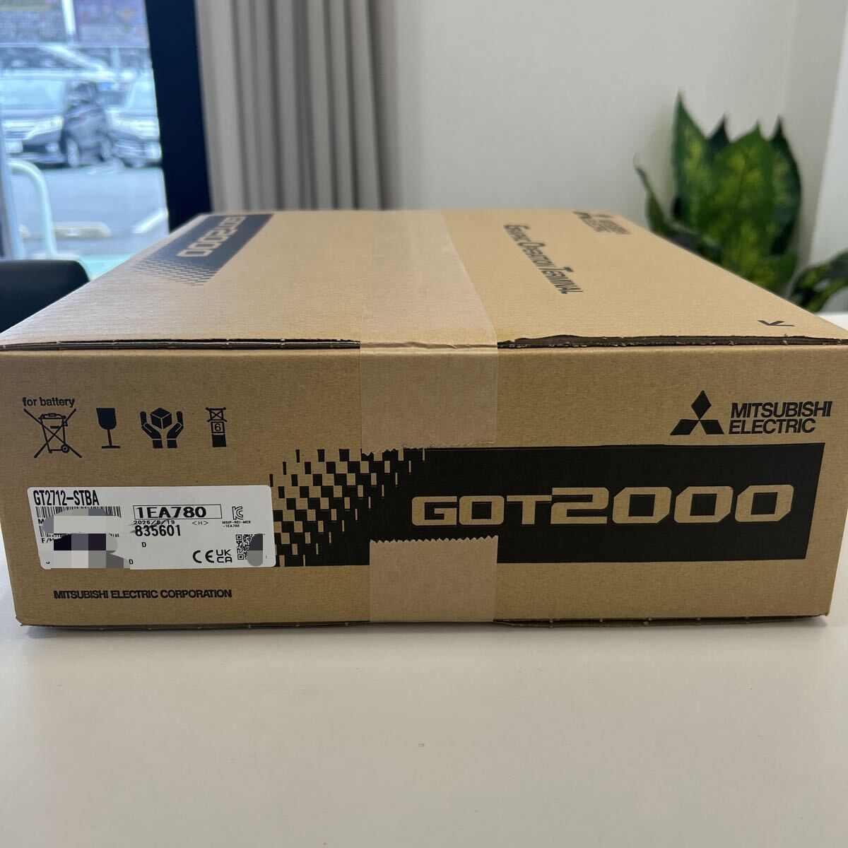 Mitsubishi Electric GT2712-STBA Touch Panel GOT2000 Series (open box) [g1245151167]