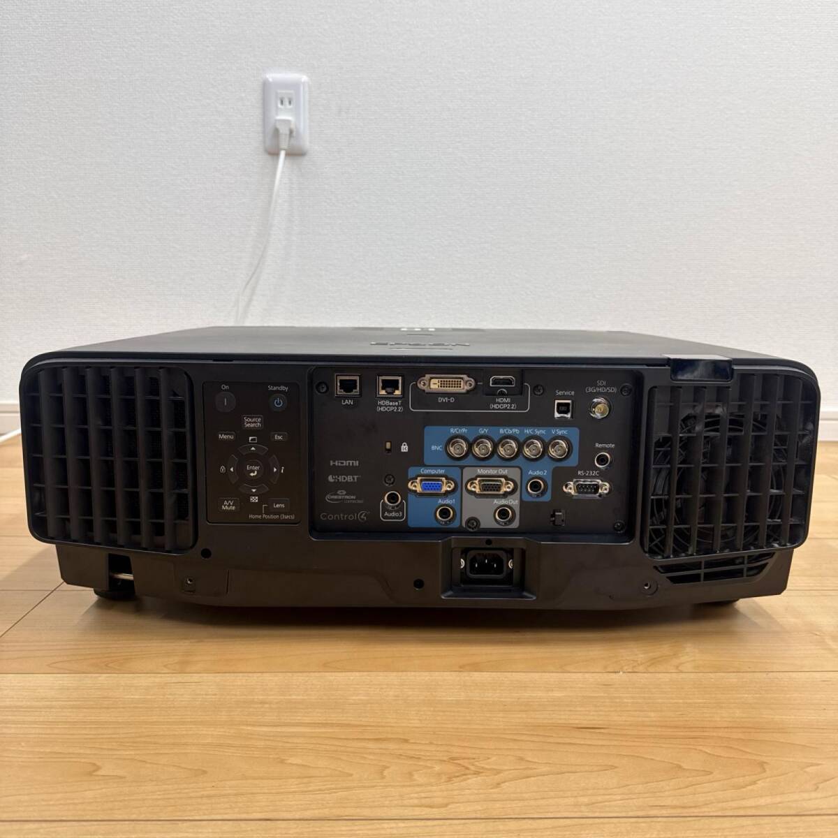 EPSON EB-L1405U WUXGA Laser Projector with ELPLW05 Lens 8000 Lumens [d1245276912]