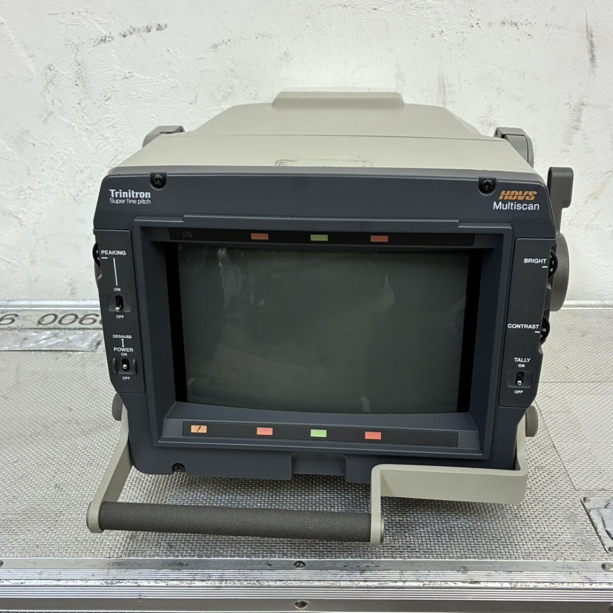 SONY HDVF-9900 Electronic Viewfinder 9-inch CRT with Hard Case (as-is) [e1245753443]
