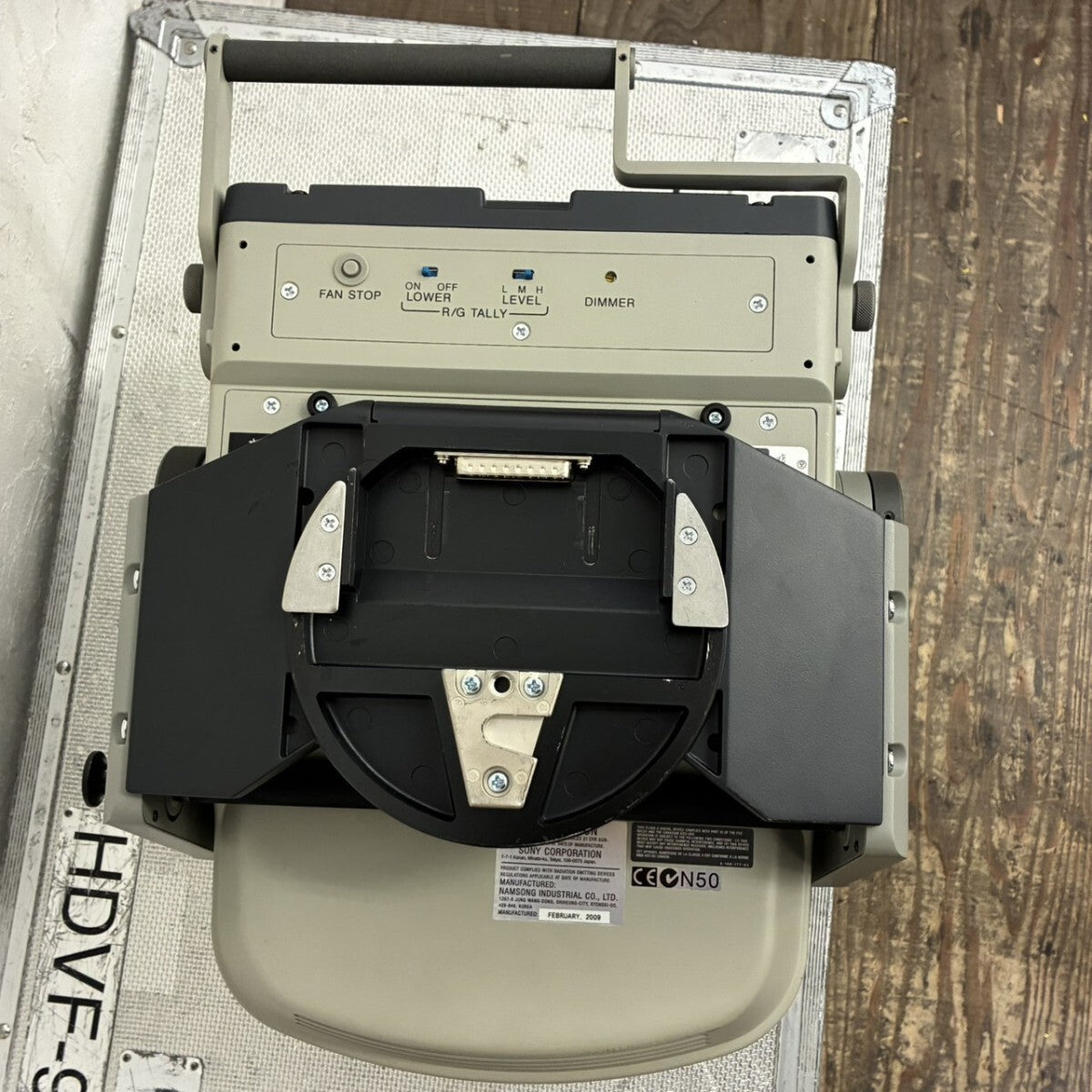SONY HDVF-9900 Electronic Viewfinder 9-inch CRT with Hard Case (as-is) [e1245753443]