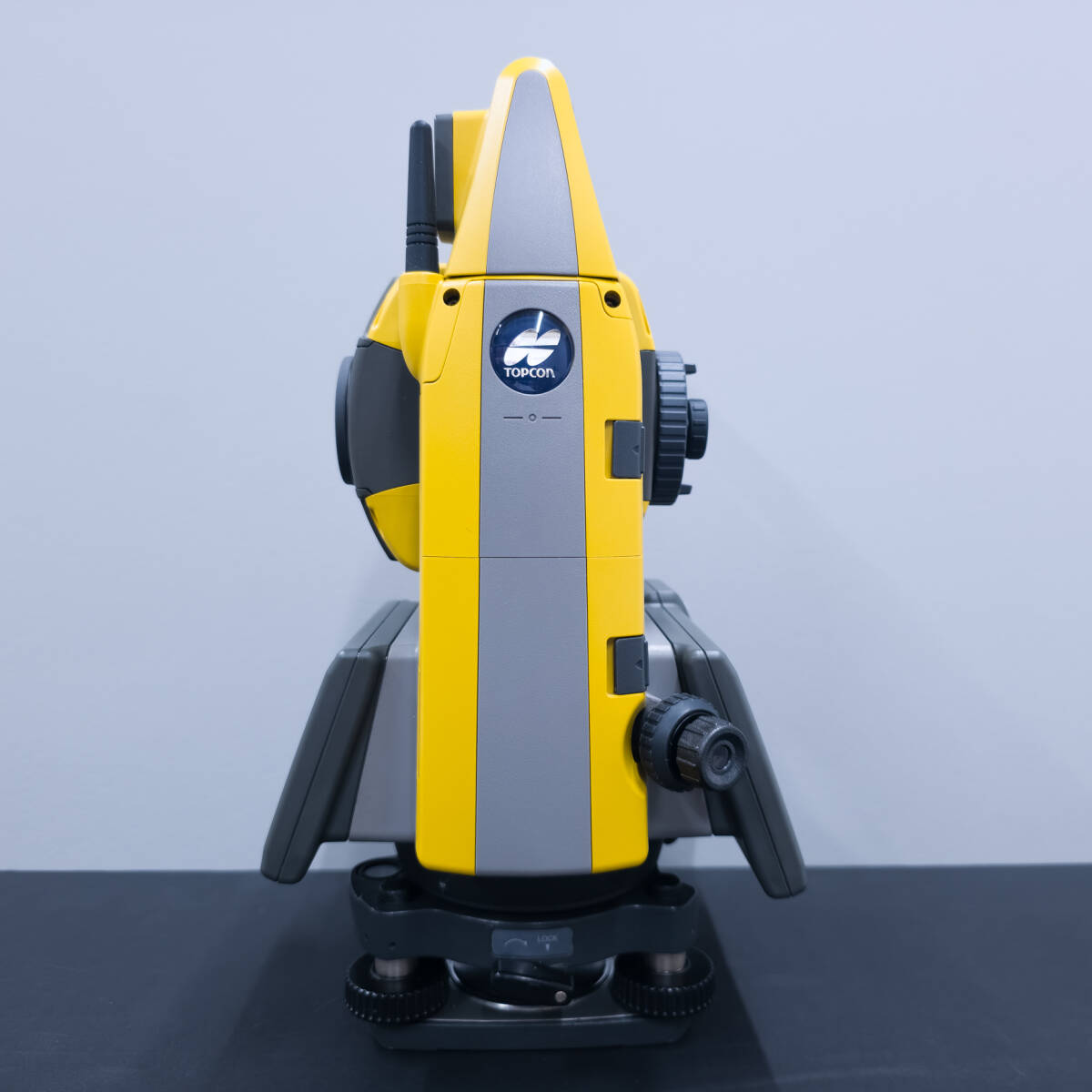Topcon GT-505 Total Station Automatic Tracking Model [d1245873249]