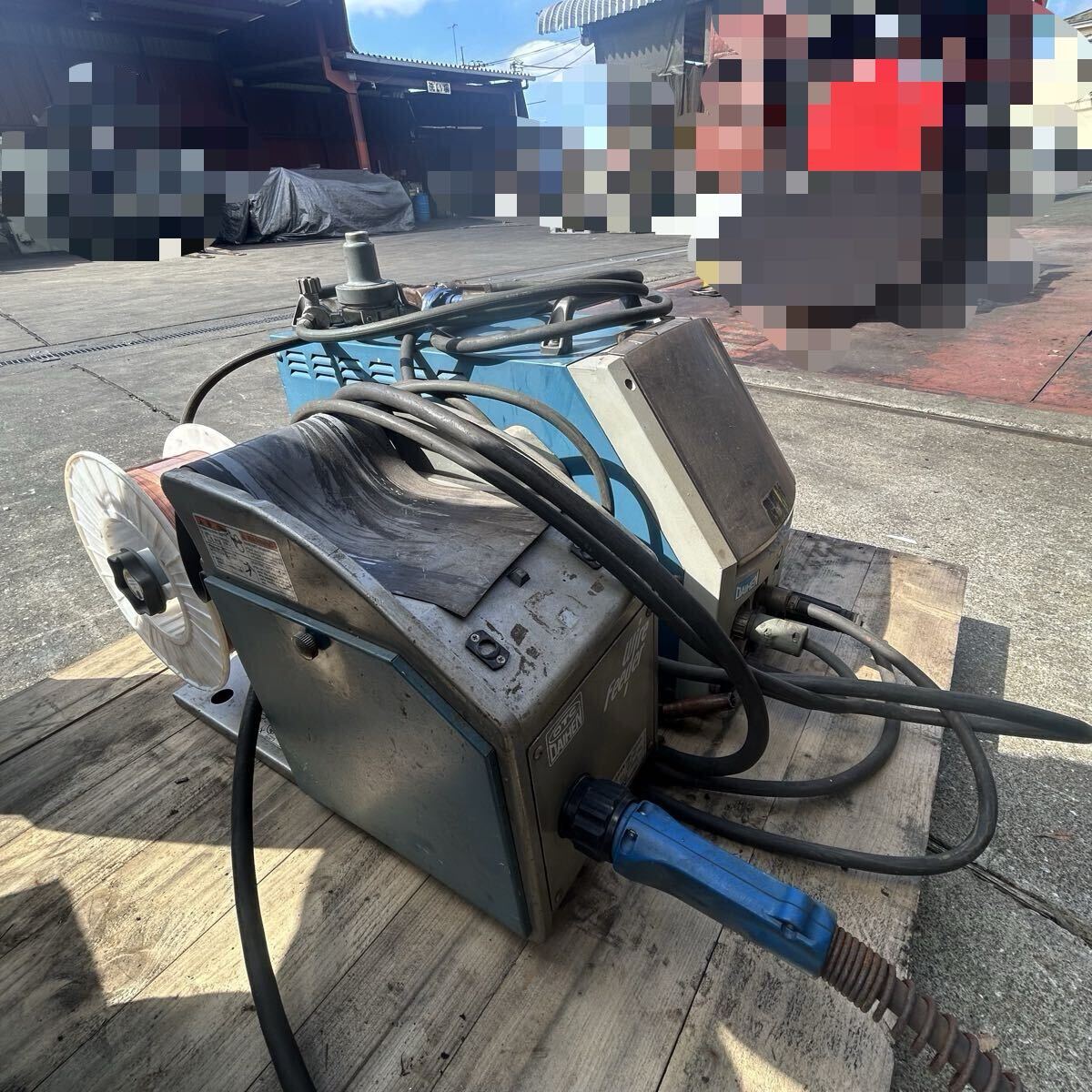 Daihen T5208 Digital Pulse Semi-Automatic Welding Machine DP-350(S-1) 200/220V 50/60Hz with Wire Feed Unit CM-7401 [l1246235436]