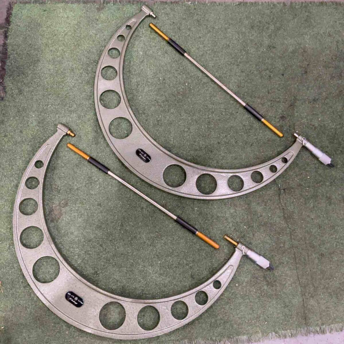 Mitutoyo 300-600 Micrometer 12 pcs Set [s1246258115]