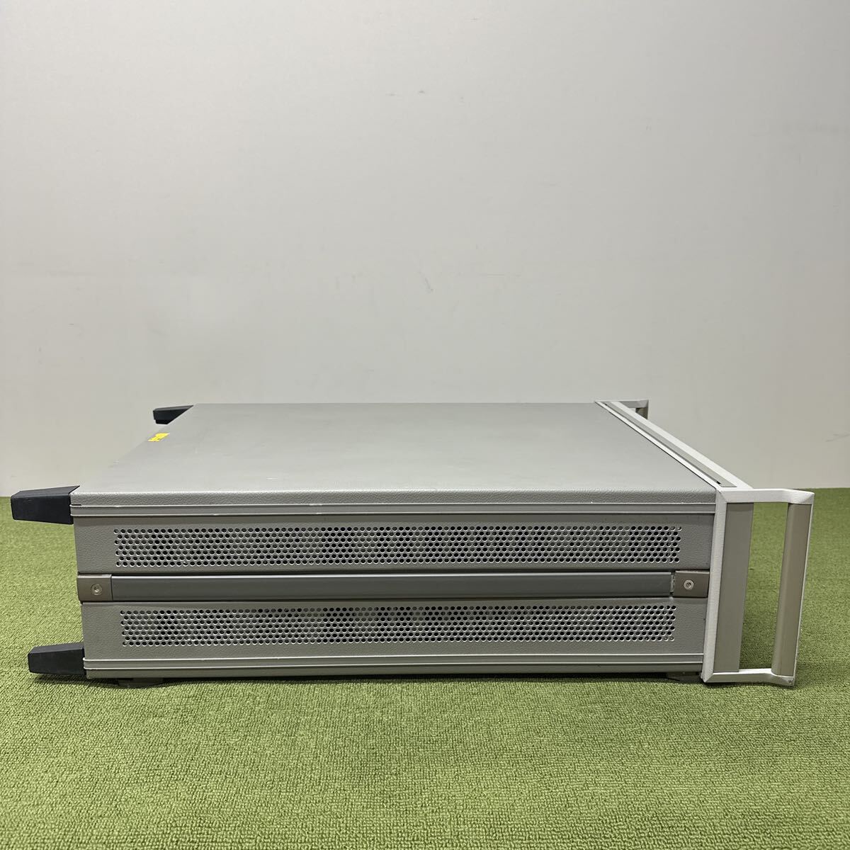 Agilent 83640L Swept CW Generator 10MHz-40GHz [b1246377827]