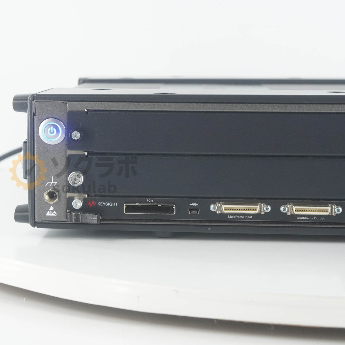 Keysight M9502A AXIe Chassis with OPT U20 M9505-00232 [w1246409267]