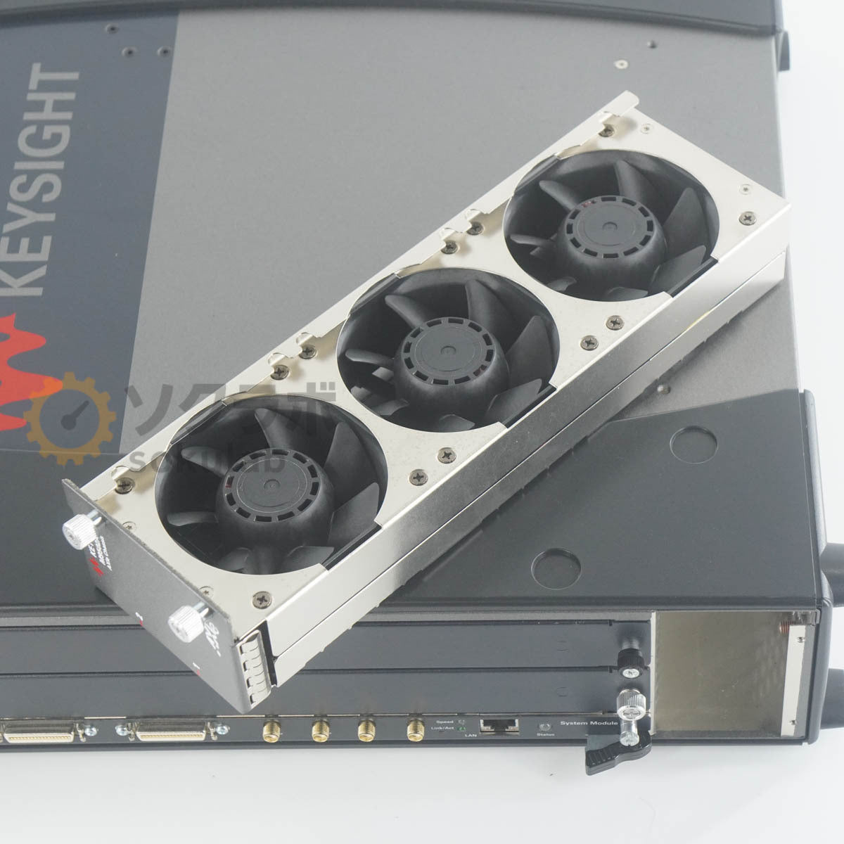 Keysight M9502A AXIe Chassis with OPT U20 M9505-00232 [w1246409267]