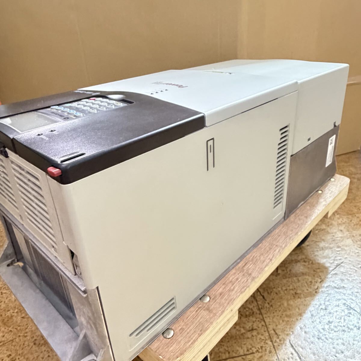 Allen Bradley PowerFlex 700 Inverter 20BB052A0AYNBNC0 [l1246660456]