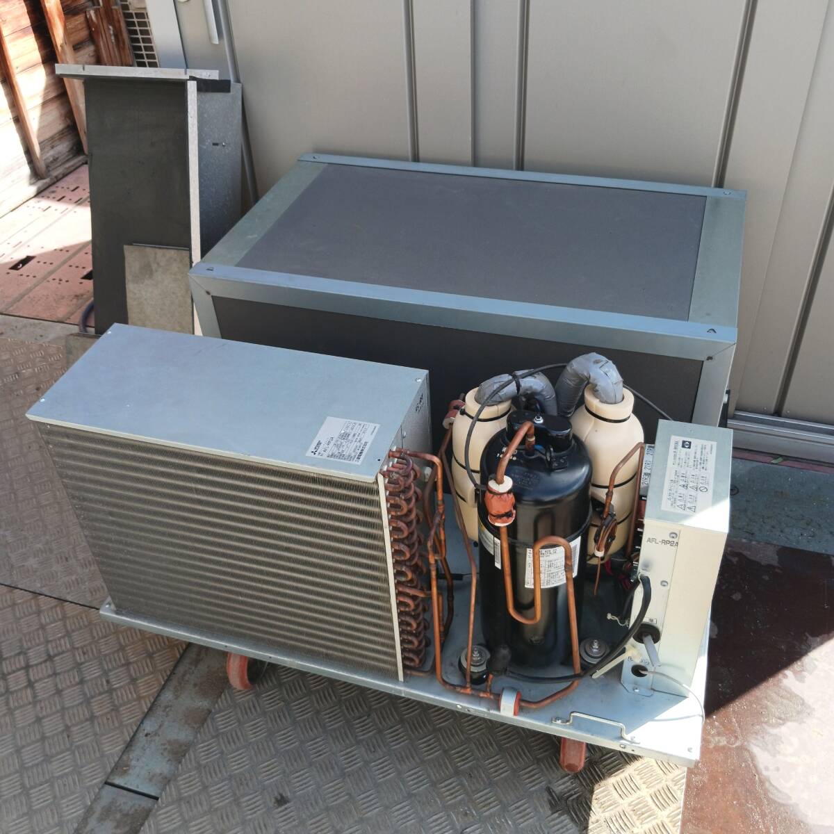 Mitsubishi Electric AFL-RP2A Cooling Unit 2HP 200V 50/60Hz [c1246866053]