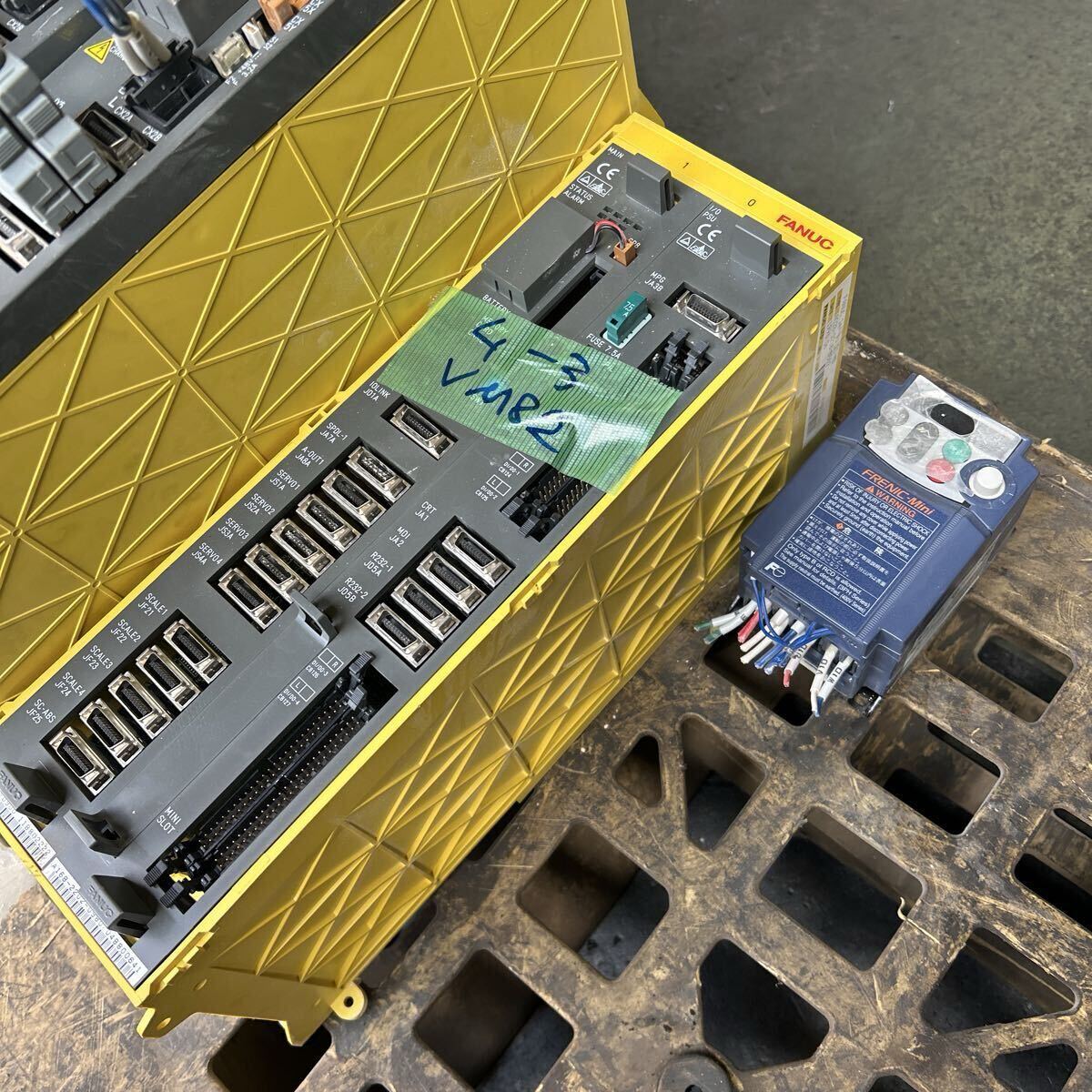 FANUC A06B-6079-H208 Servo Amplifier (for parts or not working) [x1246880448]