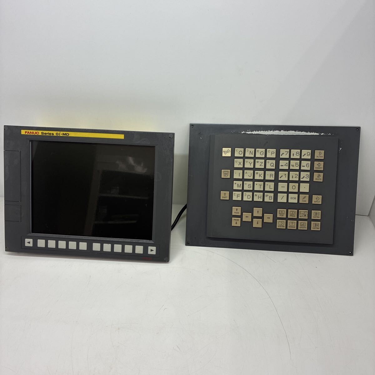 FANUC A02B-0319-B500 Controller Parts for Repair (for parts or not working) [n1247102183]