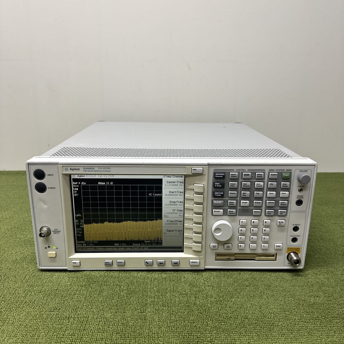 Agilent E4440A PSA Series Spectrum Analyzer 3Hz-26.5GHz [q1247292606]