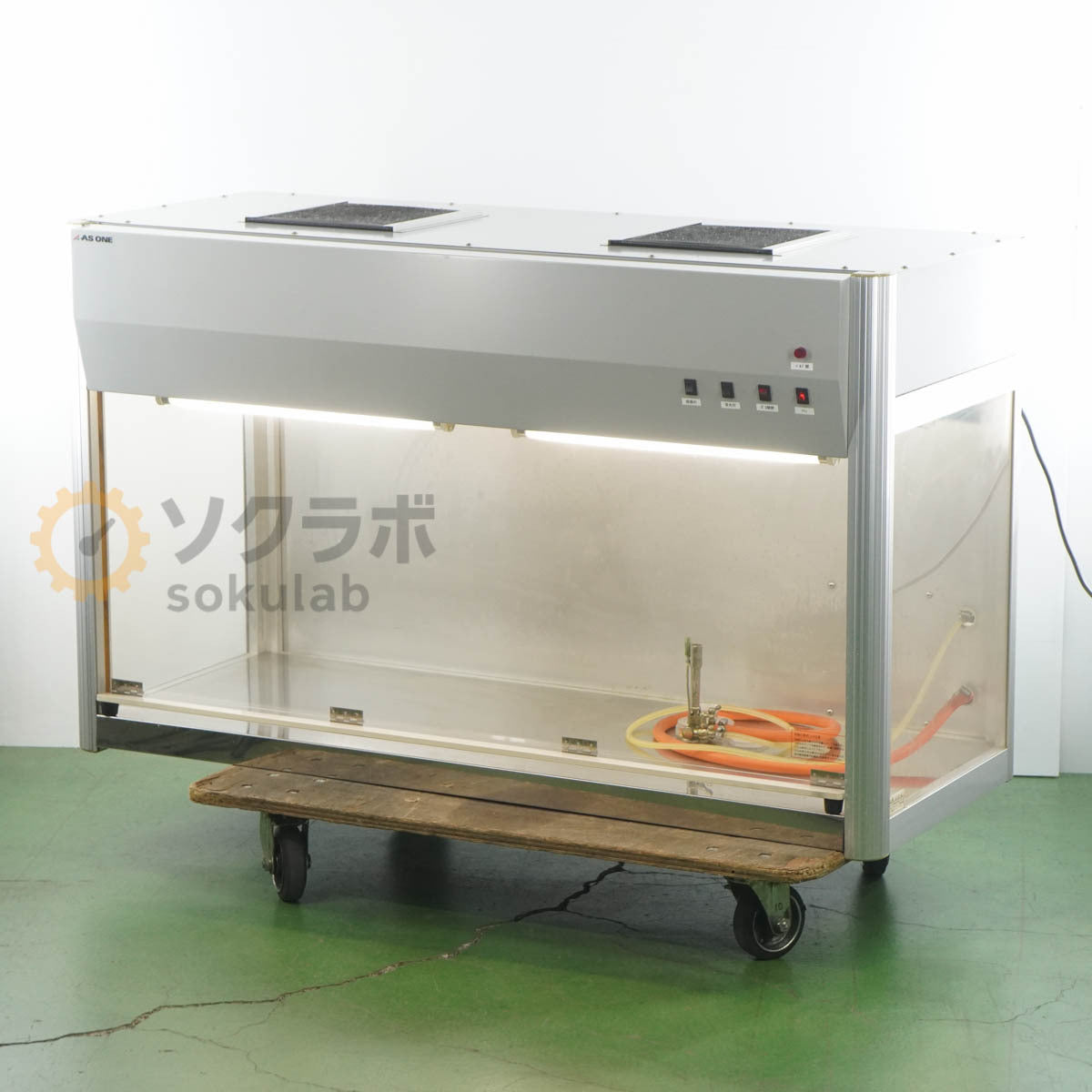 AS ONE B-1200 Clean Bench with Propane [n1247601998]