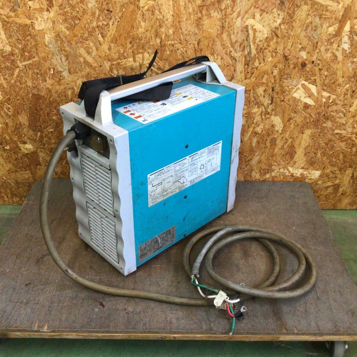 Daihen VRCM-55 Air Plasma Cutting Machine with M-5500 Torch [l1248072569]
