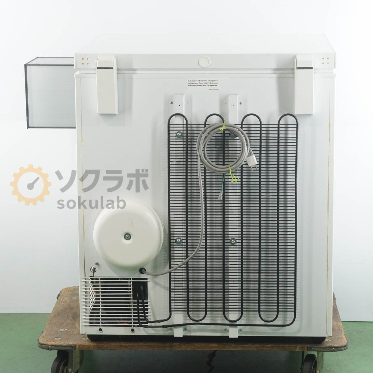 NIHON FREEZER NF-140SF3 Freezer with Lock [x1248356661]