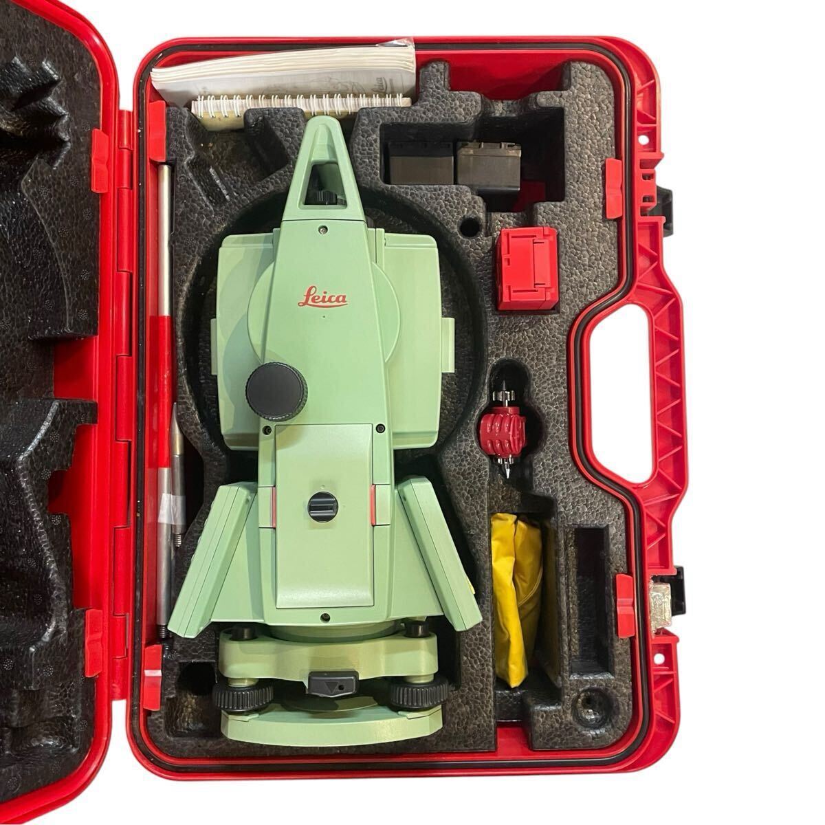 Leica TCR805 Power Total Station Surveying Equipment [w1248447694]