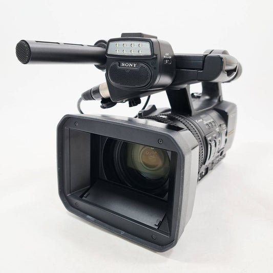 SONY HXR-NX3 NXCAM Professional Video Camera 3CMOS AVCHD 1080 with 4 NP-F970 Chargers [v1248959864]