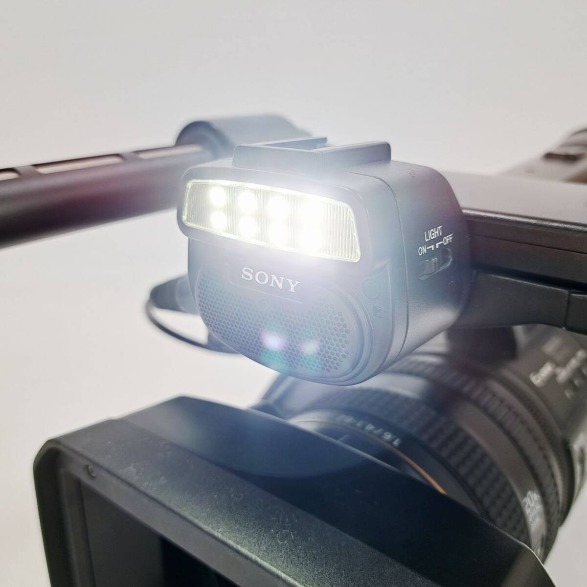 SONY HXR-NX3 NXCAM Professional Video Camera 3CMOS AVCHD 1080 with 4 NP-F970 Chargers [v1248959864]
