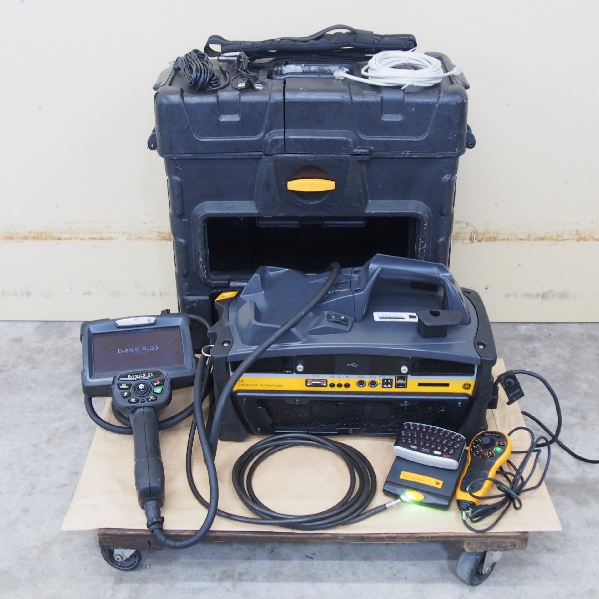 GE Everest XLG3 Industrial Videoscope System with Case 100V (for parts or not working) [x1248999984]