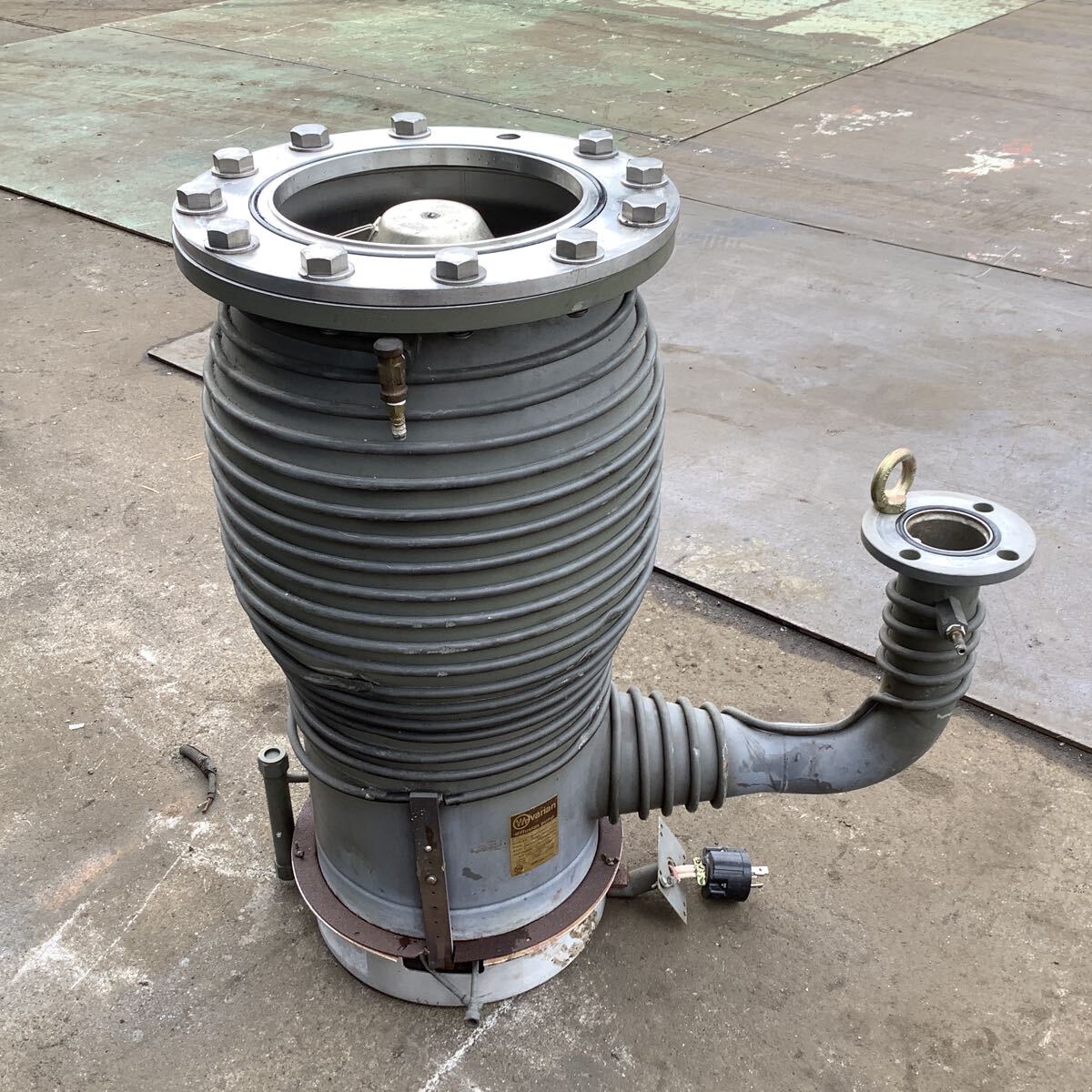 Agilent Diffusion Pump Large Vacuum Pump 50kg (as-is) [u1249062886]