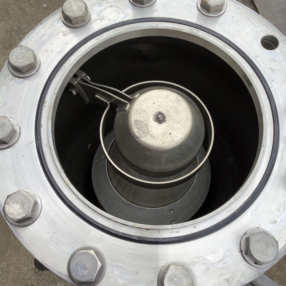 Agilent Diffusion Pump Large Vacuum Pump 50kg (as-is) [u1249062886]