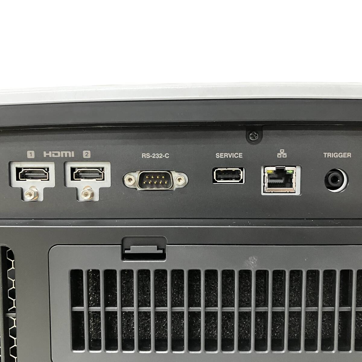 JVC DLA-V5-WJ Projector with Lamp 4K HDR 3D D-ILA [l1249598867]