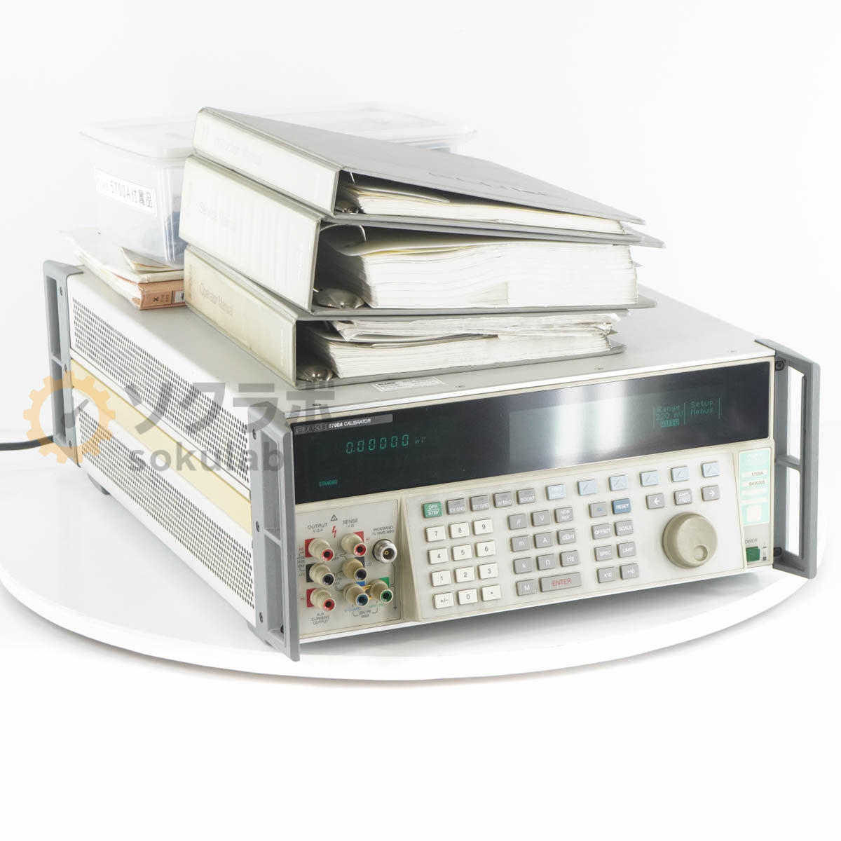 Fluke 5700A Calibrator Multi-Function Calibrator with Power Cord [h1249605358]