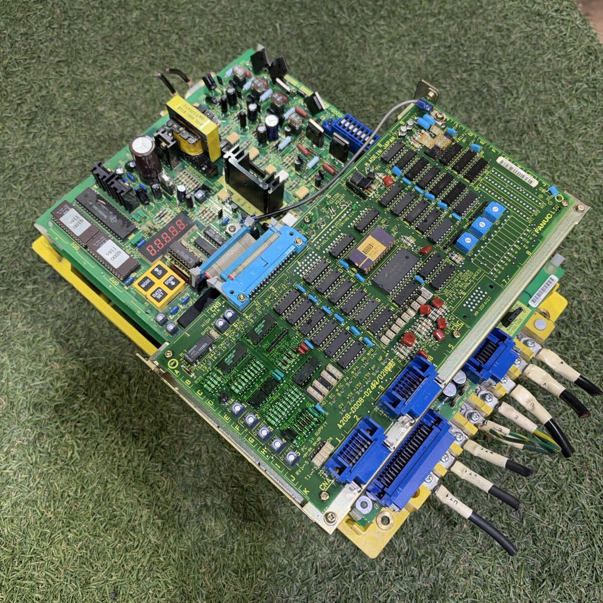 Fanuc A06B-6060-H106-R AC Spindle Servo Unit Controller [d1250043602]
